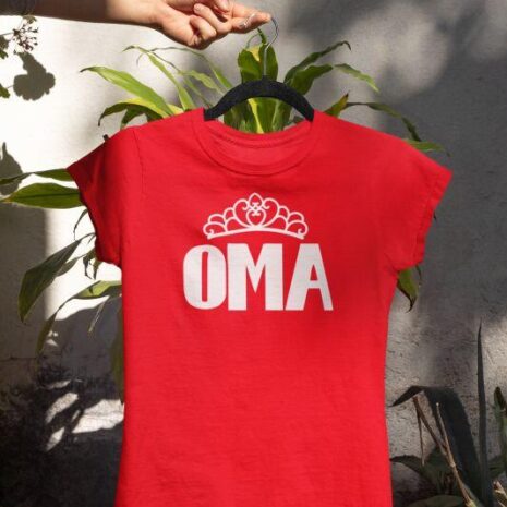 Tshirt rood Oma met kroon