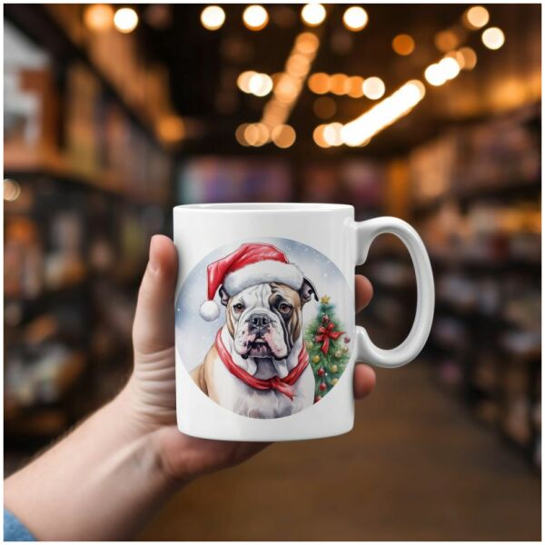 magicdatnl2023_American_Bulldog__Wear_Santa_Claus_Dress_backgro_0a5a1e77-3716-4a3e-bd49-ef3f05c0d955-Smart Object-13-mok 1