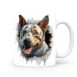 magicdatnl2023_Australian_Cattle_Dog_Dog_walking_through_a_hole_82ed5732-49f4-40a2-a32e-7446f228e9ce-white-9-mok wit