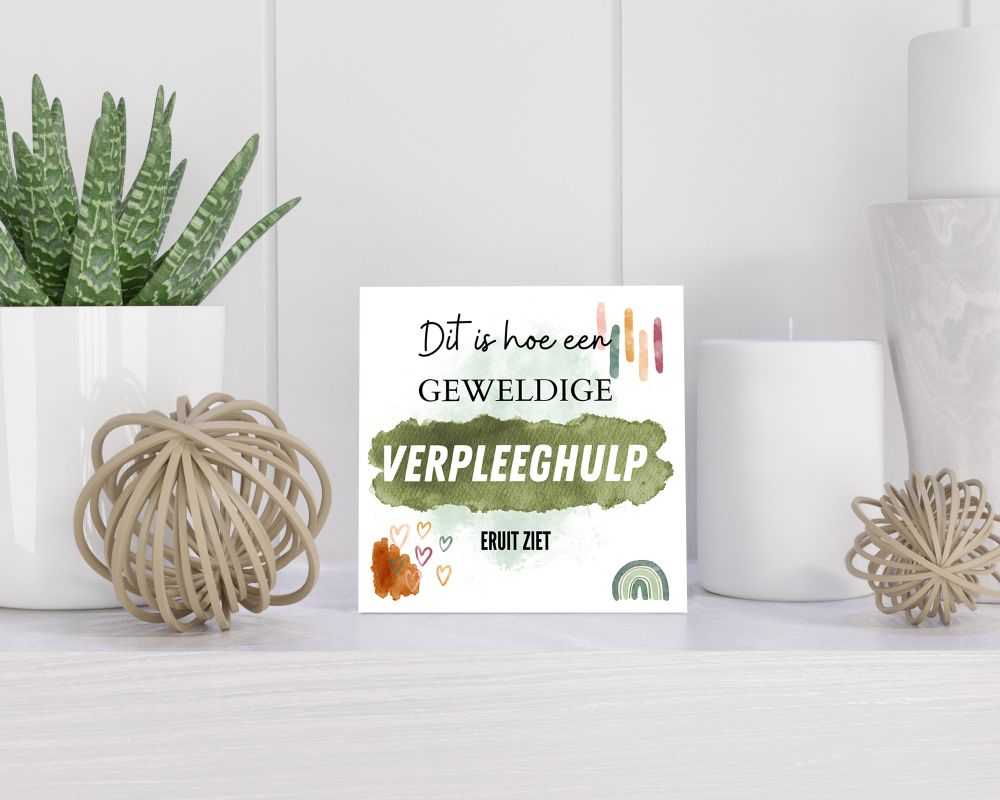 Tegel 15X15 Cm Met Verpleeghulp Cadeau Decoratie | Tegeltjes Met Tekst | Tegeltjes Met Spreuken | Collega | Oma | Opa | Pensioen | Mama | Papa | Vriend Tegel 15x15 cm Verpleeghulp